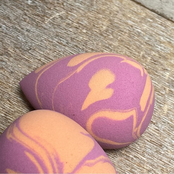 Lot of 2 Ulta Beauty Blender Sponges Standard Size Pink Orange Swirl Brand New - Picture 4 of 11